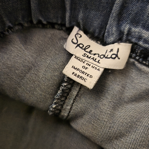 2 pairs short shorts old navy & splendid small - Picture 3 of 3